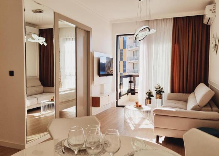 White Pearl, Casa Al Mare