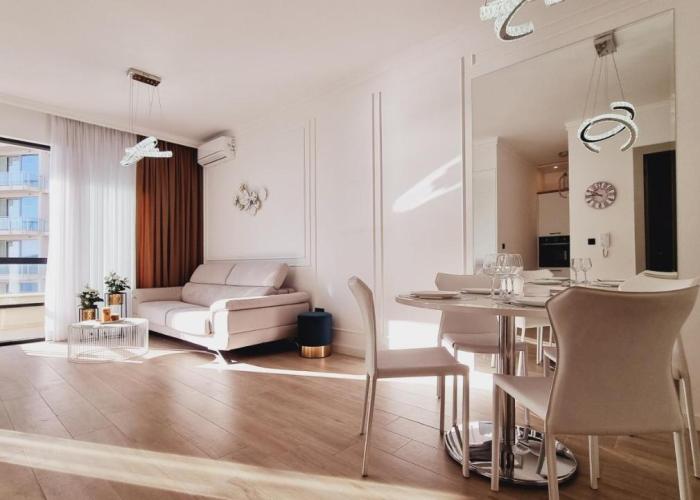 White Pearl, Casa Al Mare
