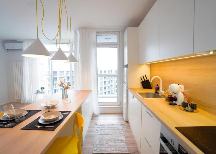 Scandinavian Airy APT in Business Area & Airport