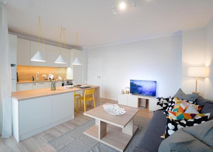Scandinavian Airy APT in Business Area & Airport