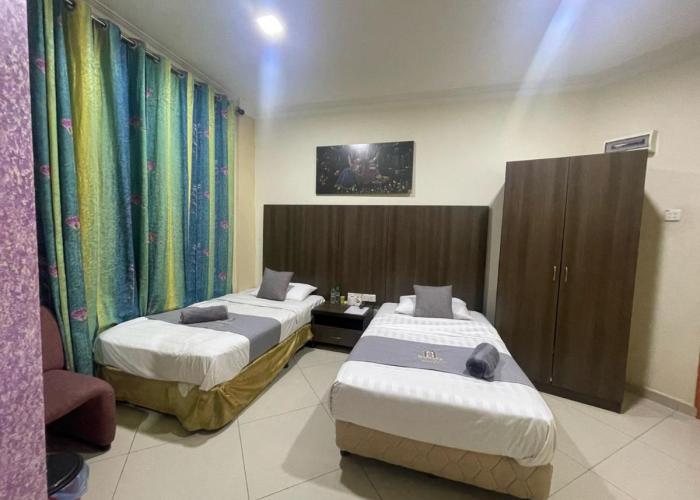 Radiant Heights Hotel by KK Inn