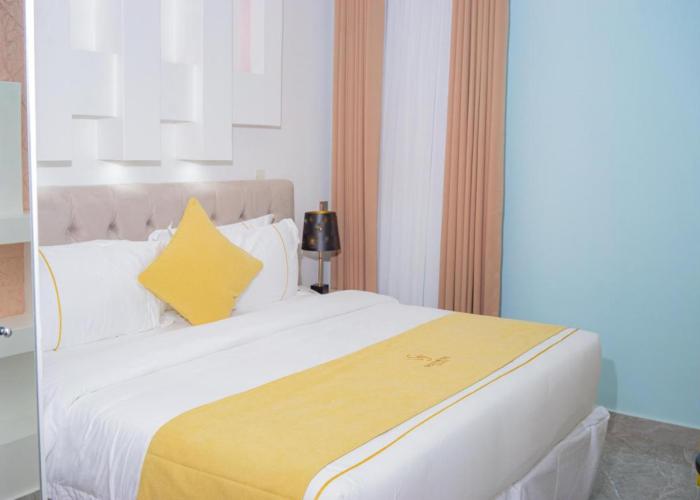 Wils Hotel Supreme