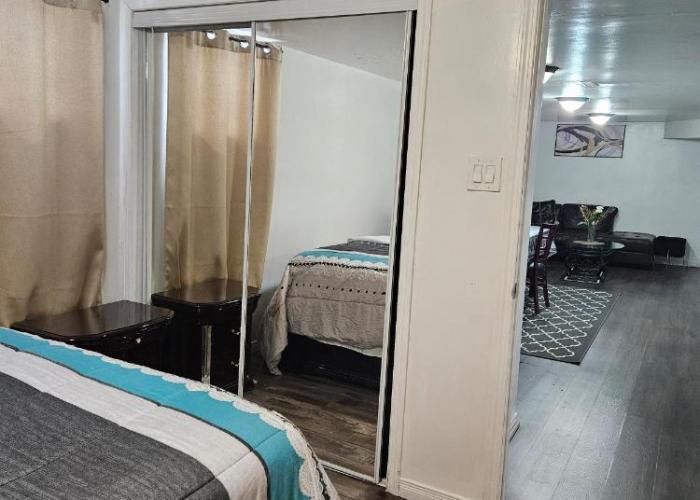 Queen bedroom