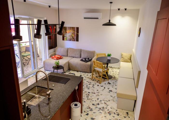 City and beach luxury residence