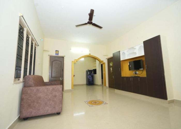 Bhakti Bliss Homestay -2BHK AC Apartment