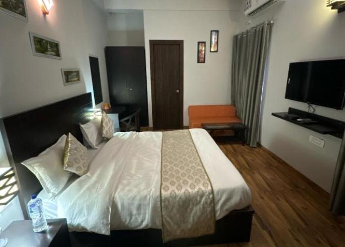 Ganret suites and resort