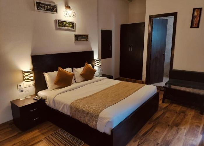 Ganret suites and resort