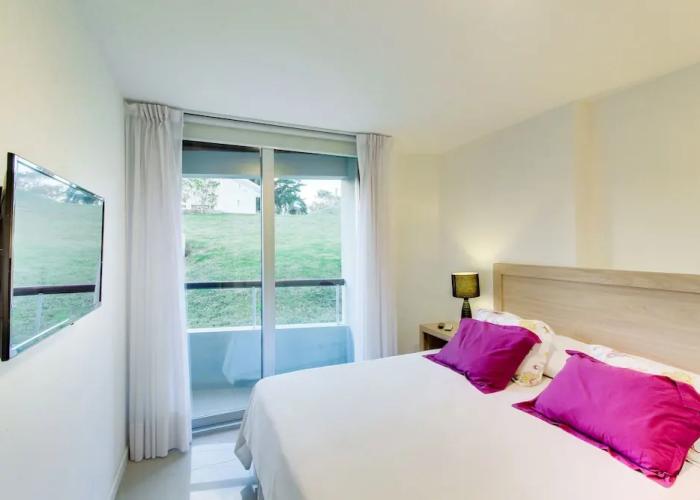 Oceana Suites Isabel