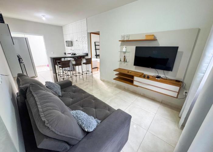Casa Para Até 5 Hospedes Próximo UNITRI, Uberlândia Shopping e Palácio de Cristal
