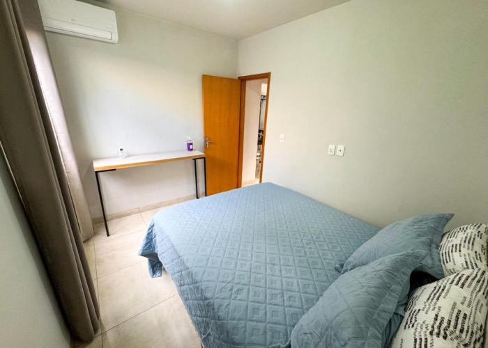 Casa Para Até 5 Hospedes Próximo UNITRI, Uberlândia Shopping e Palácio de Cristal