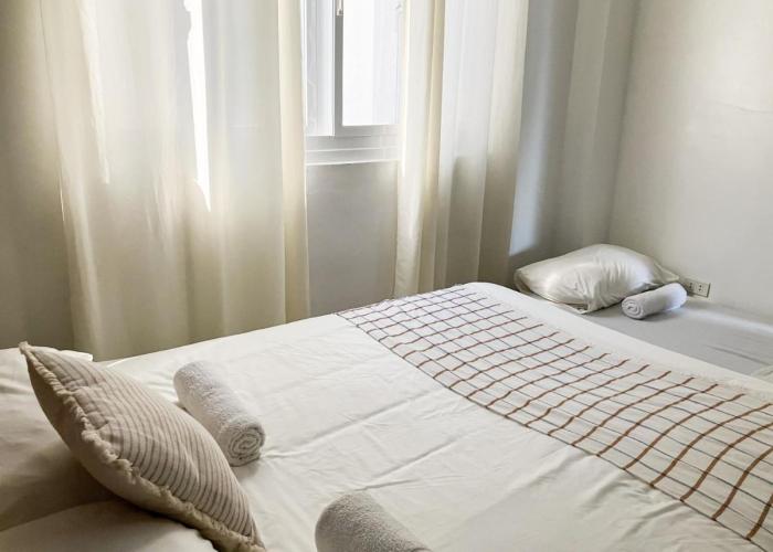2BR Laid Back Apartment, near beach