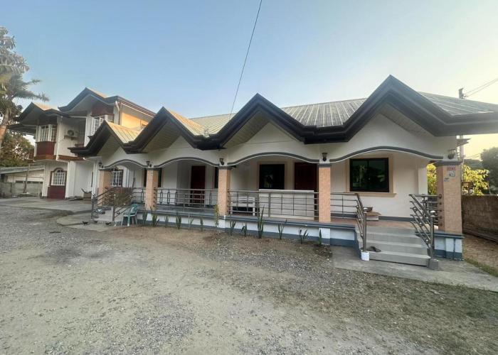Keps Boarding House