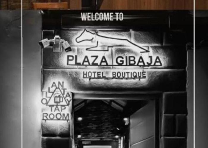 Hotel Boutique PLAZA GIBAJA