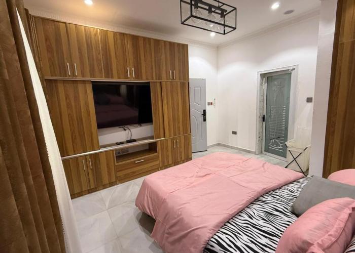 One bedroom apartment by NMB STUDIO