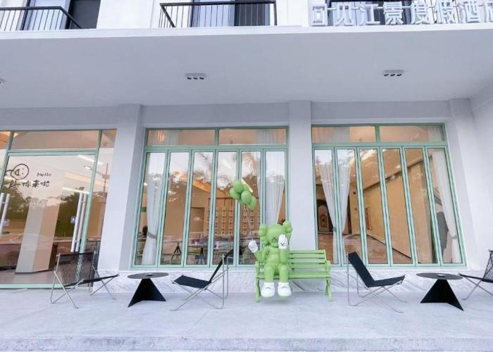 Hotel 西双版纳回见江景酒店