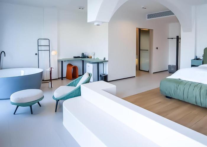 Hotel 西双版纳回见江景酒店