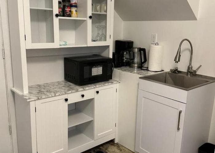 Kenneths Cozy Retreat - Saint John NB - 1BR - Wi-Fi - 4mins to Regional Hospital