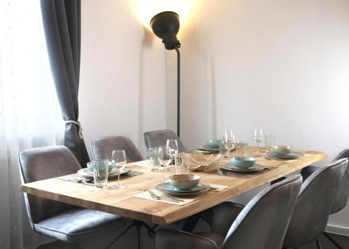 SeWo Fichte, Wohlfühl-Apartment mit Balkon in Wiesbaden