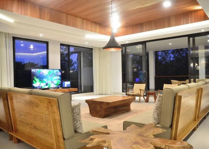 Atsuka Hill View 8BR Vila with Private Heated Pool