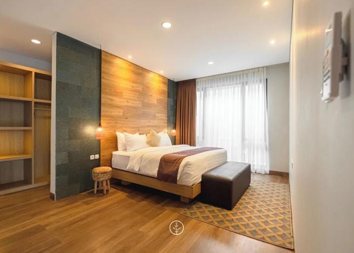 Atsuka Hill View 8BR Vila with Private Heated Pool