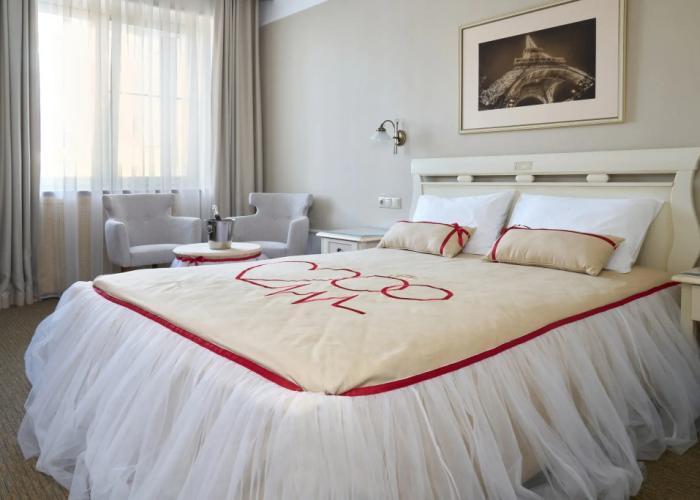 Astor Hotel