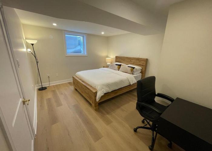 Stylish 2-Bedroom City Approved Basement Apartment