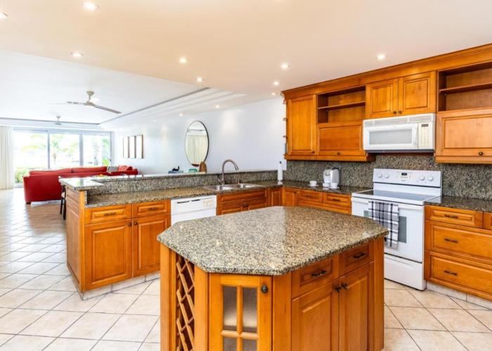 2 Bdrm Garden Marina View at The Yacht Club C4