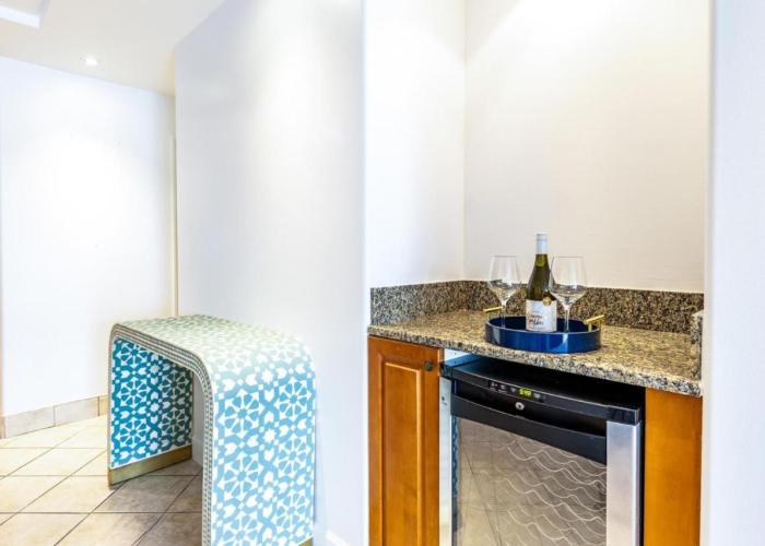 2 Bdrm Garden Marina View at The Yacht Club C4