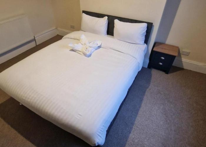 QUICK ROOMz WAKEFIELD