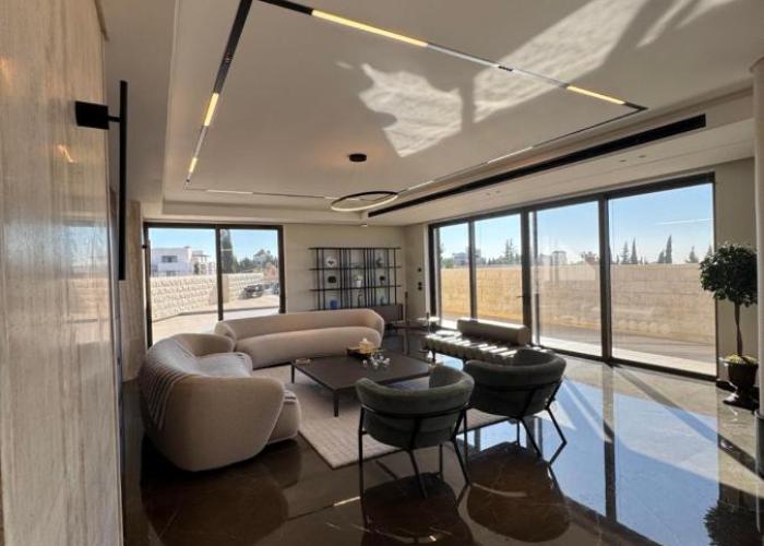 Dabouq Luxurious Penthouse