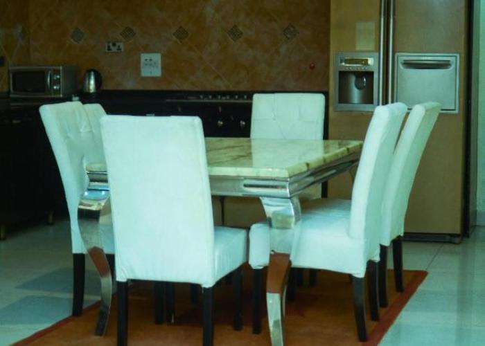 Luxury 4 bedroom apartment
