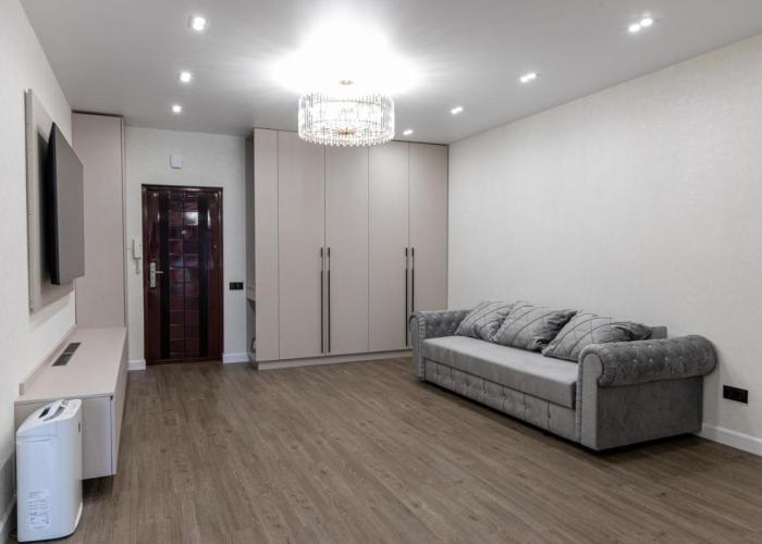 Royal Boulevard Residence