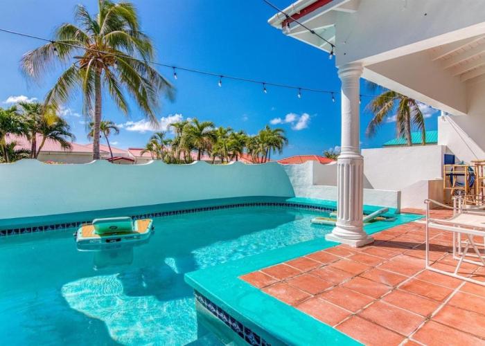 Charming 3BR Villa w Private Pool in Pelican Key