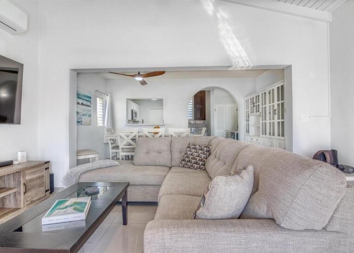 Charming 3BR Villa w Private Pool in Pelican Key
