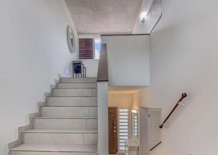 Charming 3BR Villa w Private Pool in Pelican Key