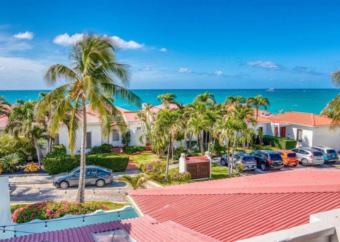Charming 3BR Villa w Private Pool in Pelican Key
