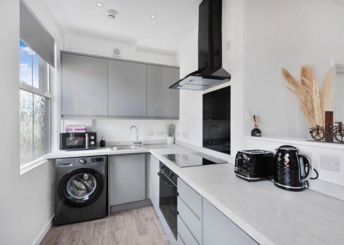 WhiskAwayStays - Field House - Apartment 2