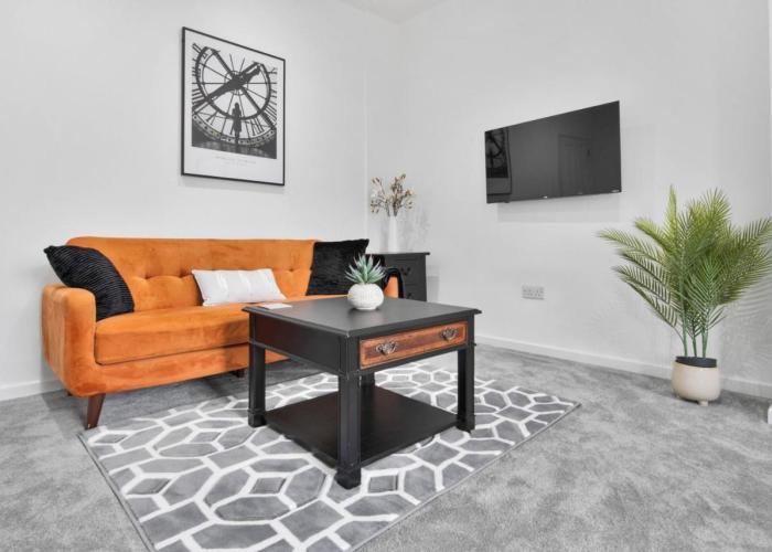 WhiskAwayStays - Field House - Apartment 2