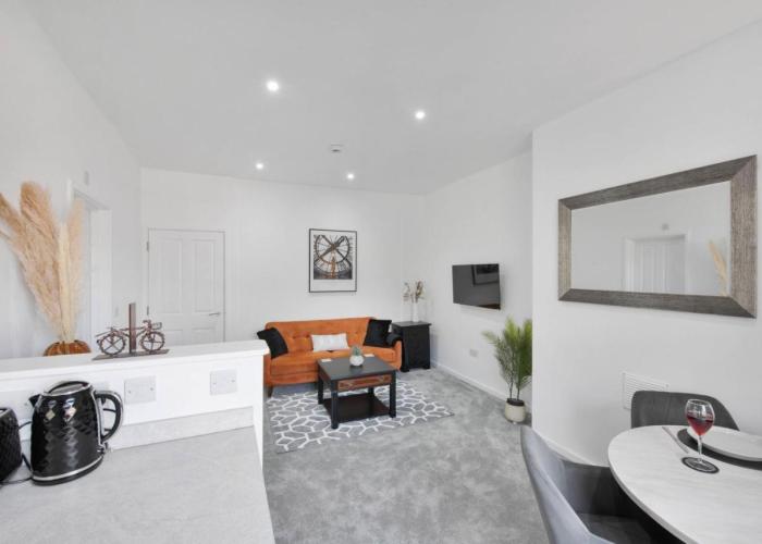 WhiskAwayStays - Field House - Apartment 2