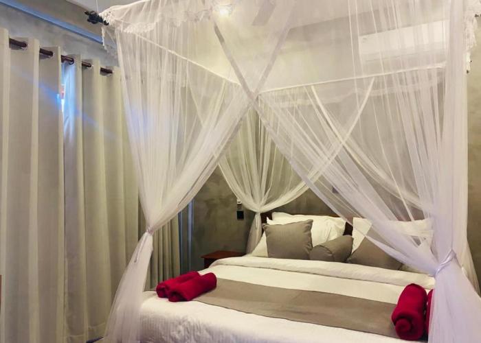 Villa Kingfish,, Apartments