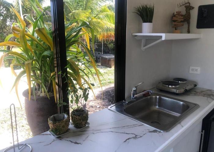 Apt with complimentary ride to airport - Altun Ha Unit Ladyville Airport BELIZE CITY