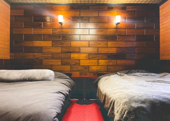 TOYS 927 private room guesthouse and gallery, next to the cinema theater