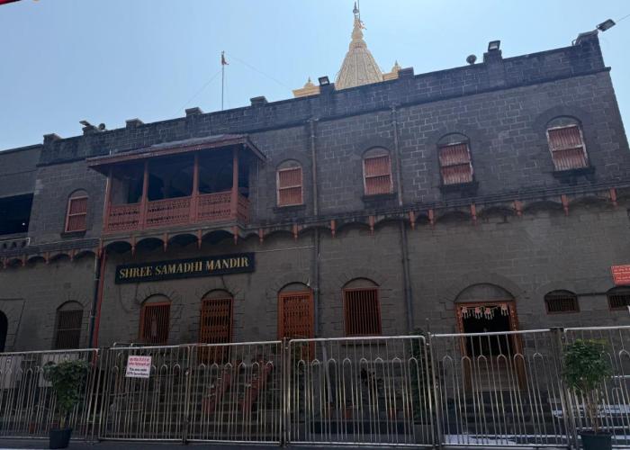 HOTEL GRKK - Near Shri Saibaba Samadhi Temple Shirdi
