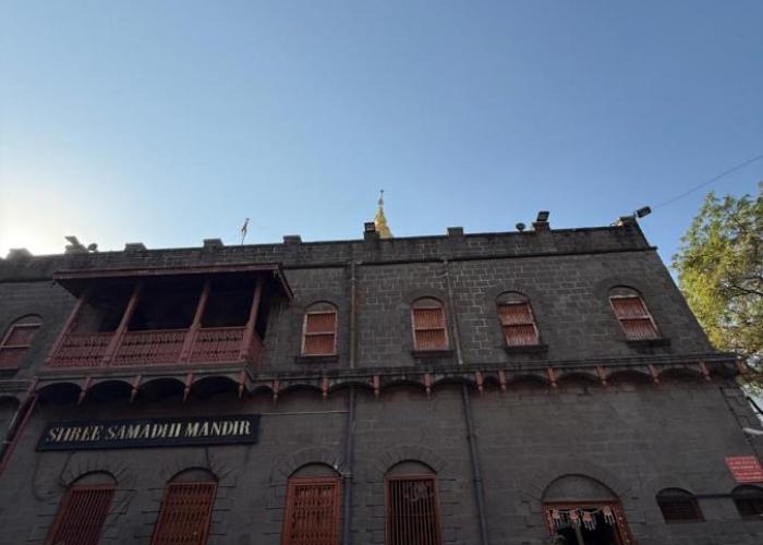 HOTEL GRKK - Near Shri Saibaba Samadhi Temple Shirdi