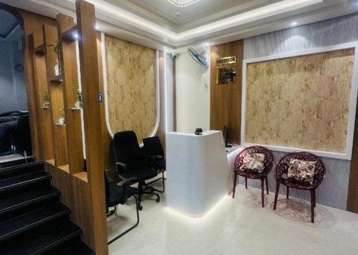 hotel deep palace