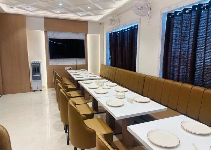 hotel deep palace