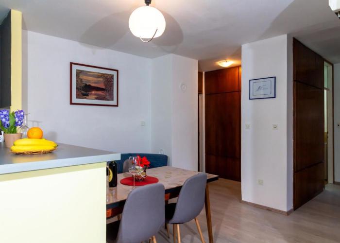 Apartment Tom