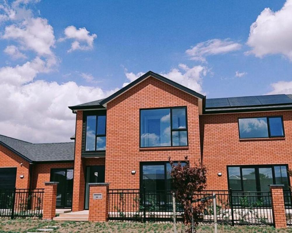 Spacious Getaway in Cambridge - 4 Bedrooms House with 3 bathrooms