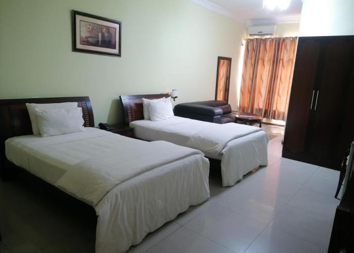 Royal Gibson Hotel