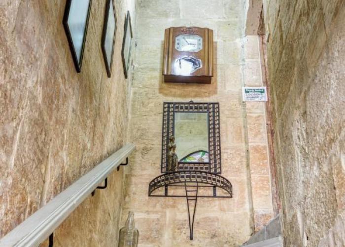 Valletta Townhouse with Maltese Balcony